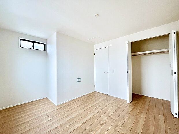 子供部屋にもおすすめな収納スペースたっぷりの居室