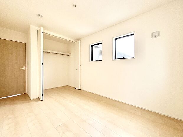 収納が充実しているので居住スペースを広々使えます