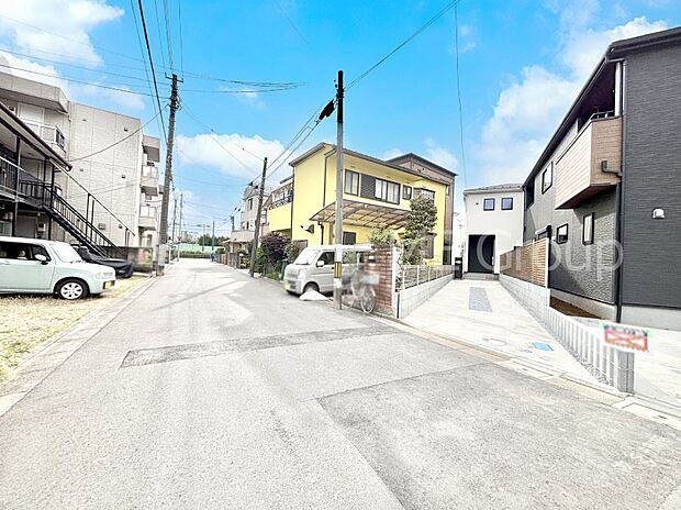 前面道路はきちんと整備されています