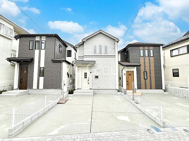 洗練された外観、上質な住空間が広がる室内は永く安心して過ごせる住居です。