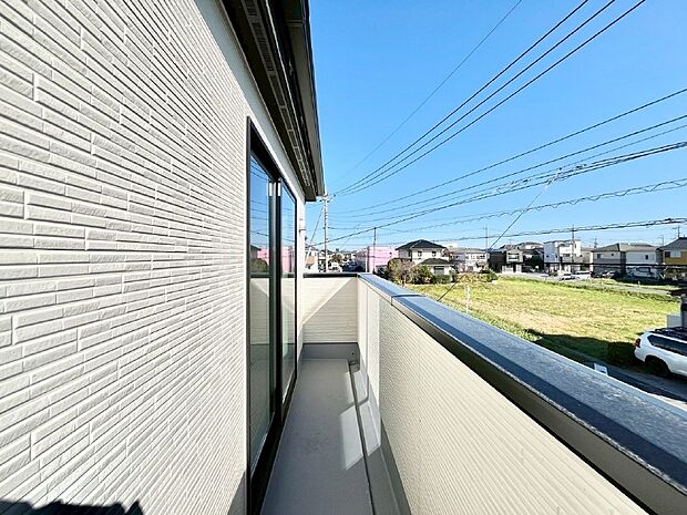 風通しの良いバルコニー  