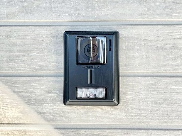 TVモニター付インターホンでセキュリティ面にも配慮。