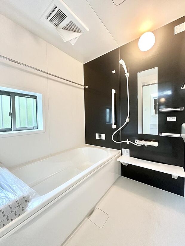 一日の疲れを癒やす大切なバスタイム。ゆっくりとお風呂を楽しんで疲れをとりたいですね!