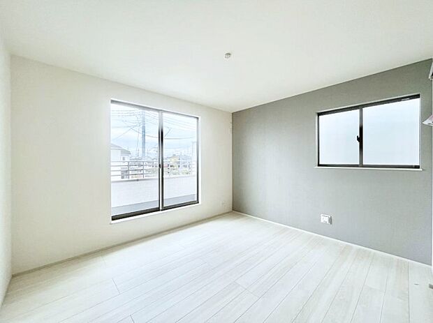 明るいバルコニーサイドに洋室を設置。目覚めの良い寝室に。