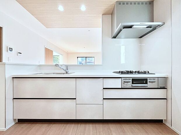 毎日使うキッチンだから、使いやすさ&お手入れのしやすさにこだわりました。