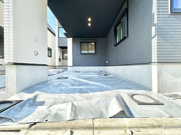 ビルトインタイプは大切なお車を傷や汚れから守ることができます。