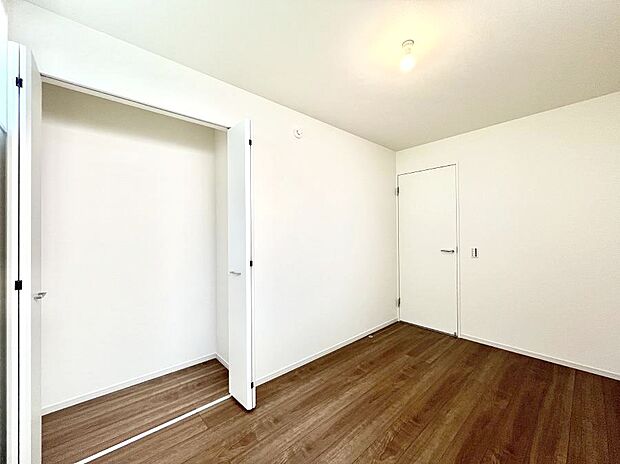 収納が充実しているので居住スペースを広々使えます