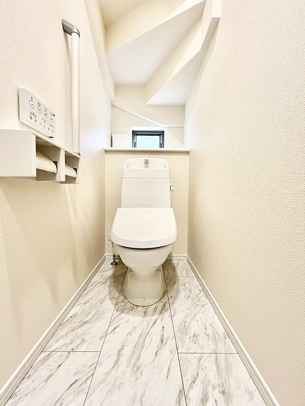トイレは安心の2箇所！朝のバタバタも一安心です。