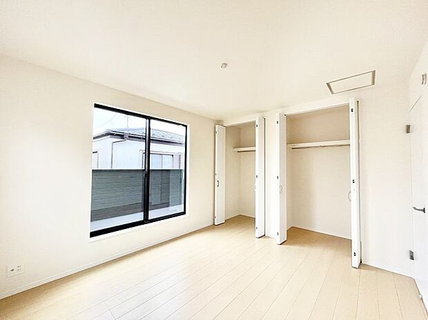 収納が充実しているので、居住スペースを広く使えます。 