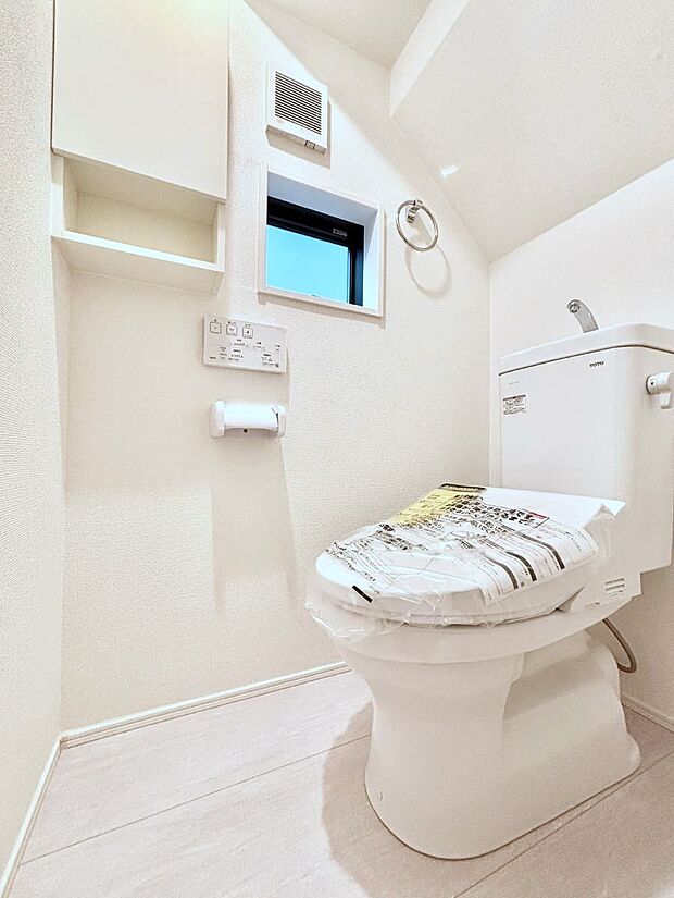 トイレは1階と2階それぞれに配置されていてとても便利です。 