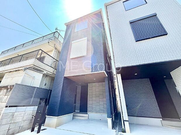 たっぷりの陽光と心地よい風が舞い込む住まい 