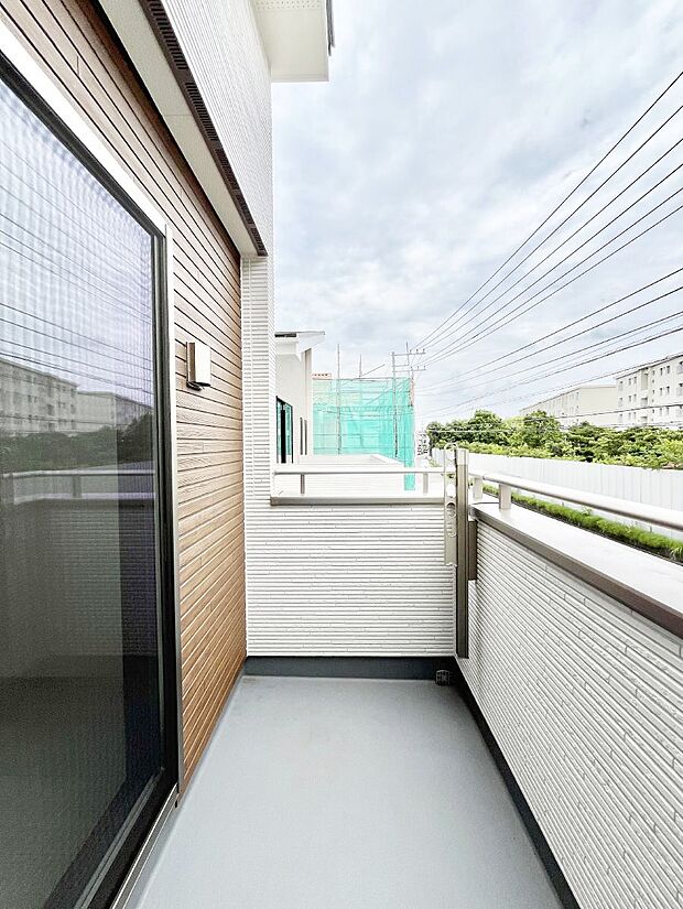 風通しの良いバルコニー