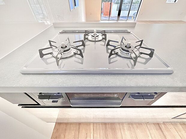 三口ガスコンロでお料理が一気にはかどりそう。