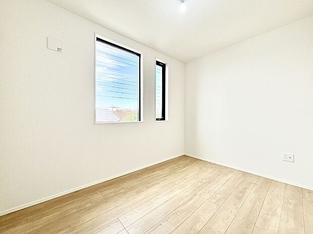 子ども部屋にぴったりの明るい空間。