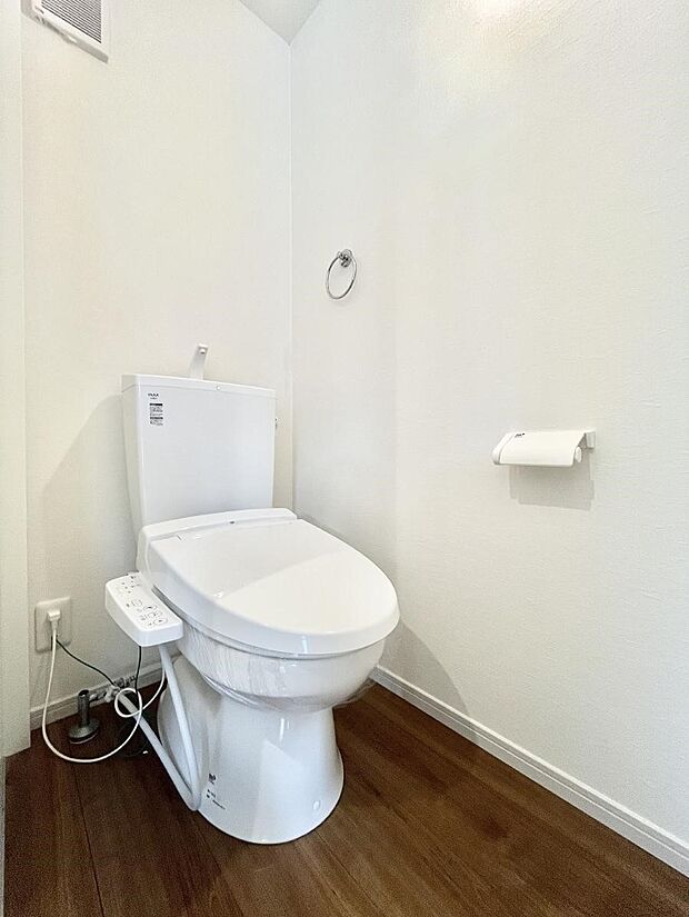 トイレは1階と2階それぞれに配置されていてとても便利です。