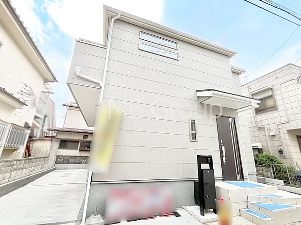 上質感あふれる外観デザイン。魅力の住まいを実現。 