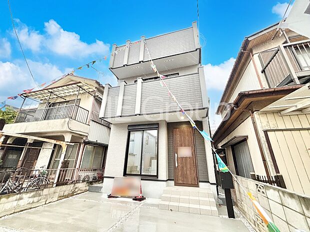 たっぷりの陽光と心地よい風が舞い込む住まい