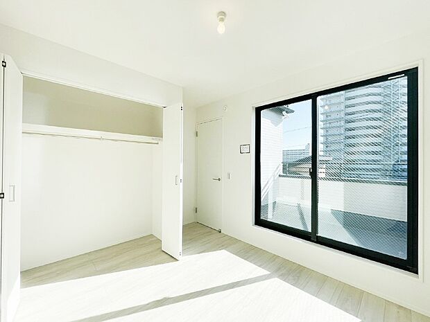 収納が充実しているので居住スペースを広々使えます