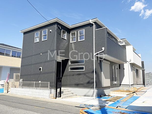 溢れる陽光でご家族の笑顔も輝く