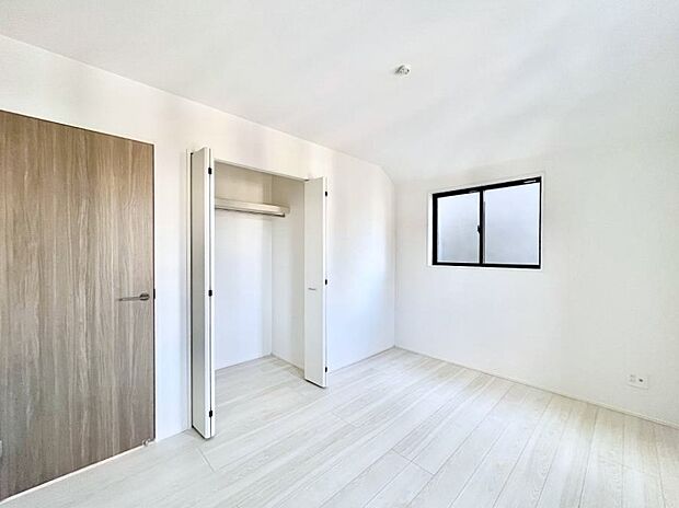 収納が充実しているので居住スペースを広々使えます