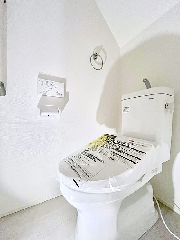 トイレは安心の2箇所!朝のバタバタも一安心です。