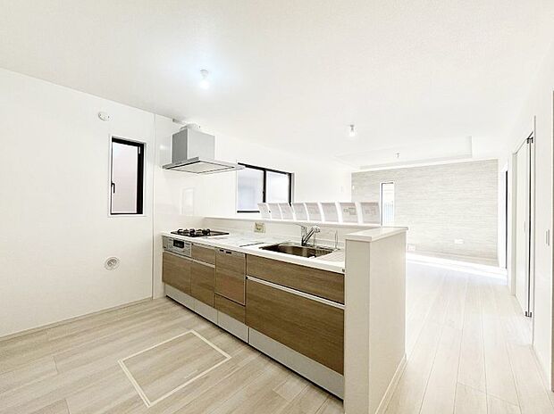 料理をしながらご家族との会話を楽しめる対面カウンターキッチン