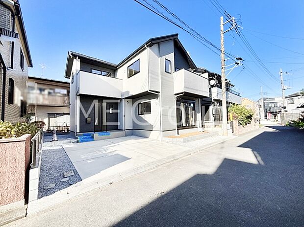 溢れる陽光でご家族の笑顔も輝く