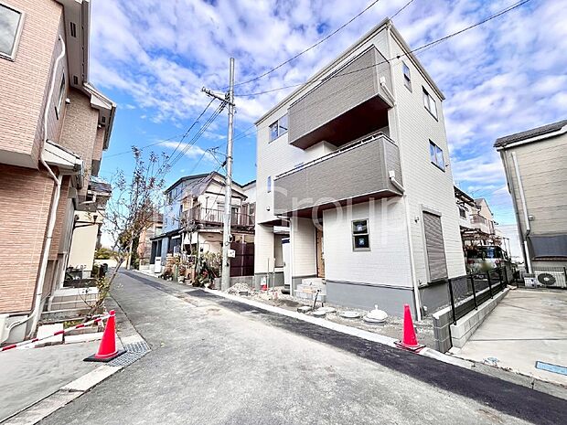 武蔵野線「三郷」駅徒歩14分。ここから始まる新生活を応援いたします!