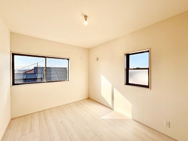 2面採光を確保した明るい空間。家族みんなが快適な暮らしを実現する設計です。