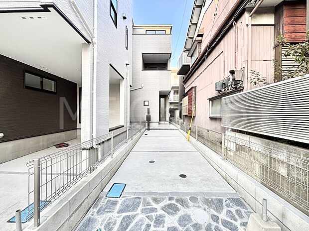 溢れる陽光でご家族の笑顔も輝く  