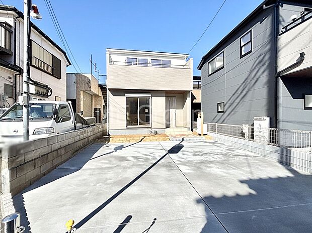 たっぷりの陽光と心地よい風が舞い込む住まい