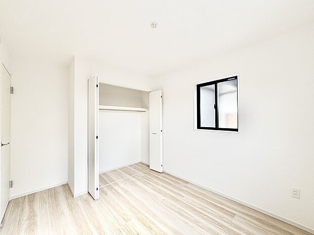 収納が充実しているので居住スペースを広々使えます