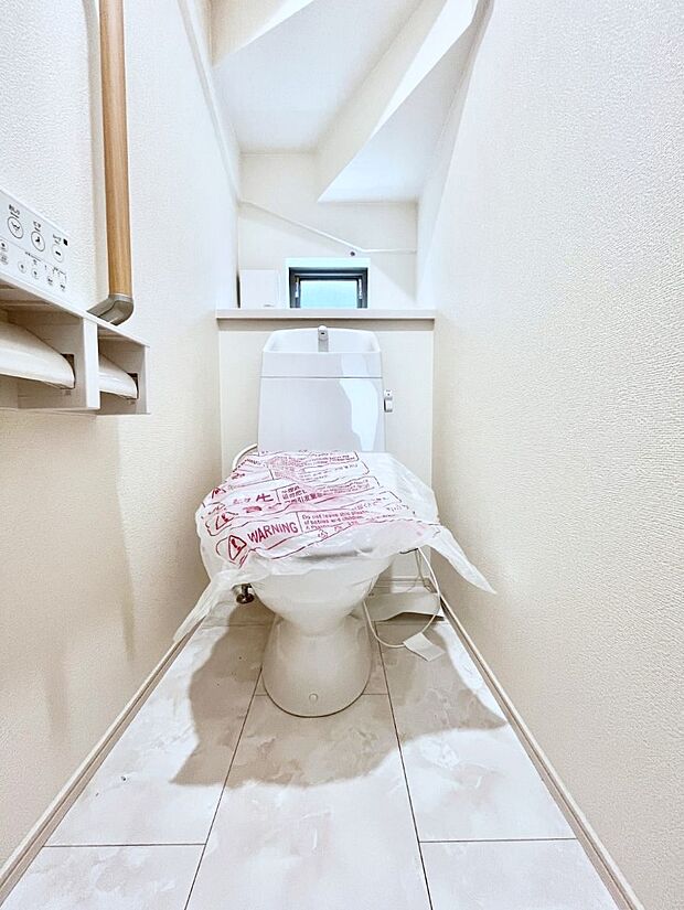 トイレは1階と2階それぞれに配置されていてとても便利です。 