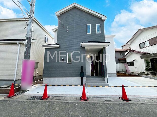 溢れる陽光でご家族の笑顔も輝く