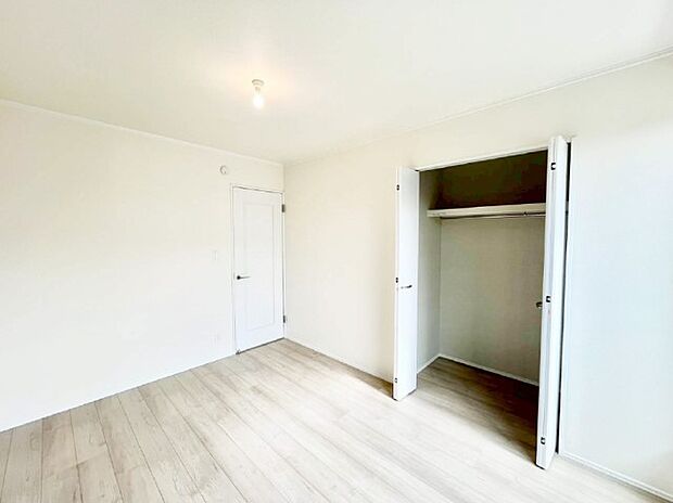 収納が充実しているので居住スペースを広々使えます