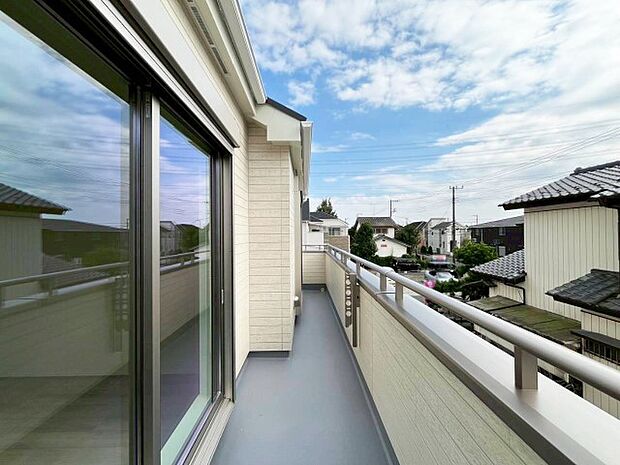 風通しの良いバルコニー