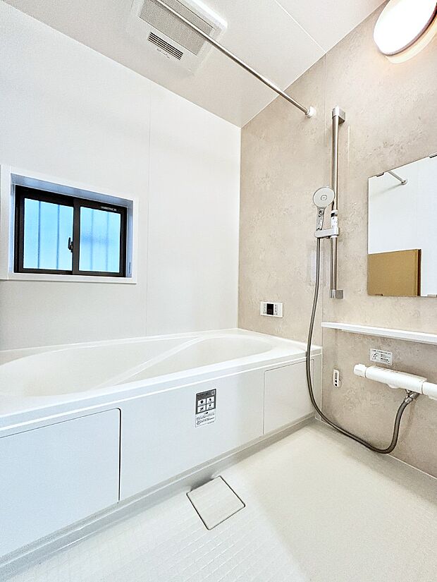 一日の疲れを癒やす大切なバスタイム。ゆっくりとお風呂を楽しんで疲れをとりたいですね!