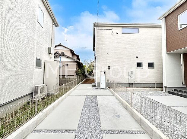 溢れる陽光でご家族の笑顔も輝く