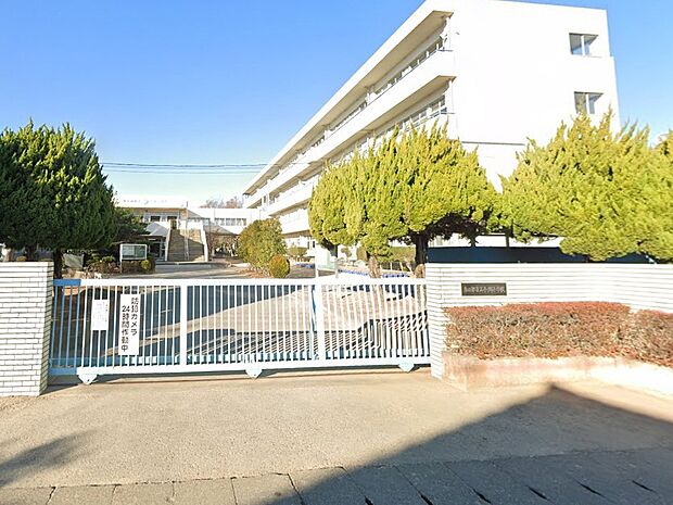 小学校 935m 春日部市立小渕小学校