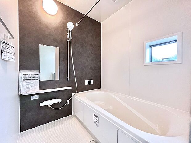 一日の疲れを癒やす大切なバスタイム。ゆっくりとお風呂を楽しんで疲れをとりたいですね!