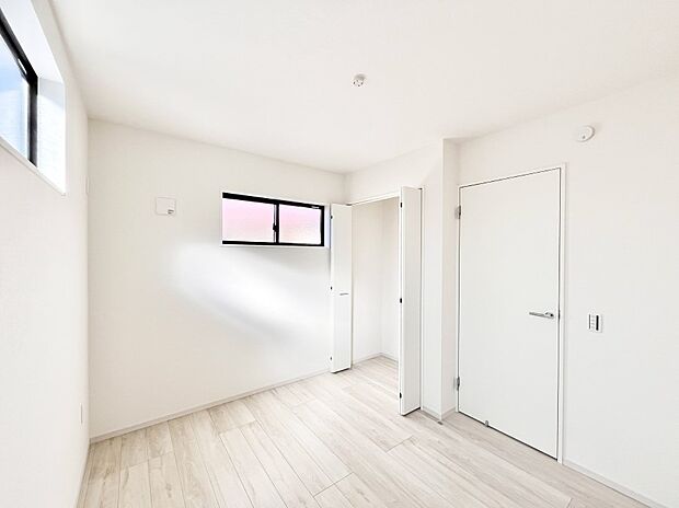 収納が充実しているので居住スペースを広々使えます