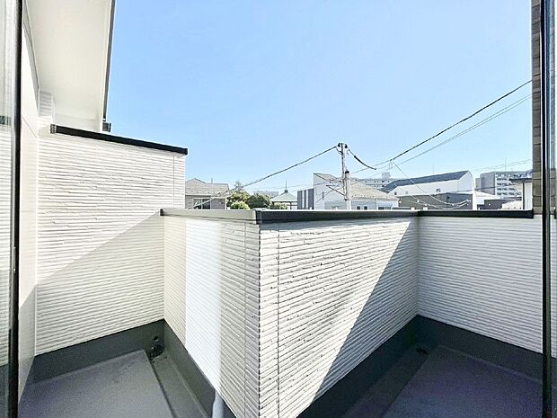 風通しの良いバルコニー