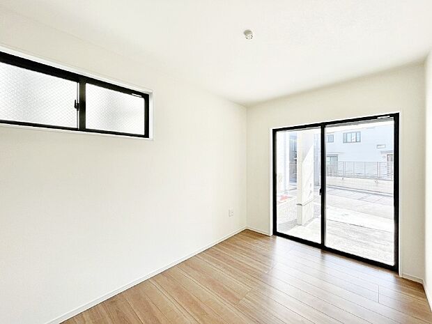 2面採光を確保した明るい空間。家族みんなが快適な暮らしを実現する設計です。