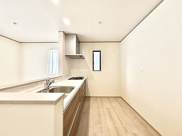 ゆとりあるキッチンではご家族と楽しくお料理ができます。