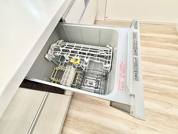 面倒なお片づけは食洗機にお任せ!家事の負担が減って、時間にも気持ちにもゆとりができます。