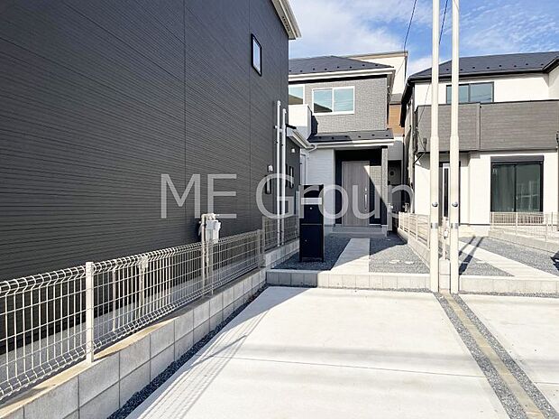 たっぷりの陽光と心地よい風が舞い込む住まい