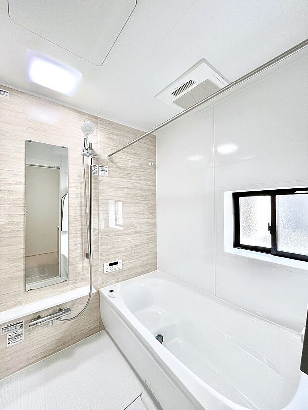 一日の疲れを癒やす大切なバスタイム。ゆっくりとお風呂を楽しんで疲れをとりたいですね！  