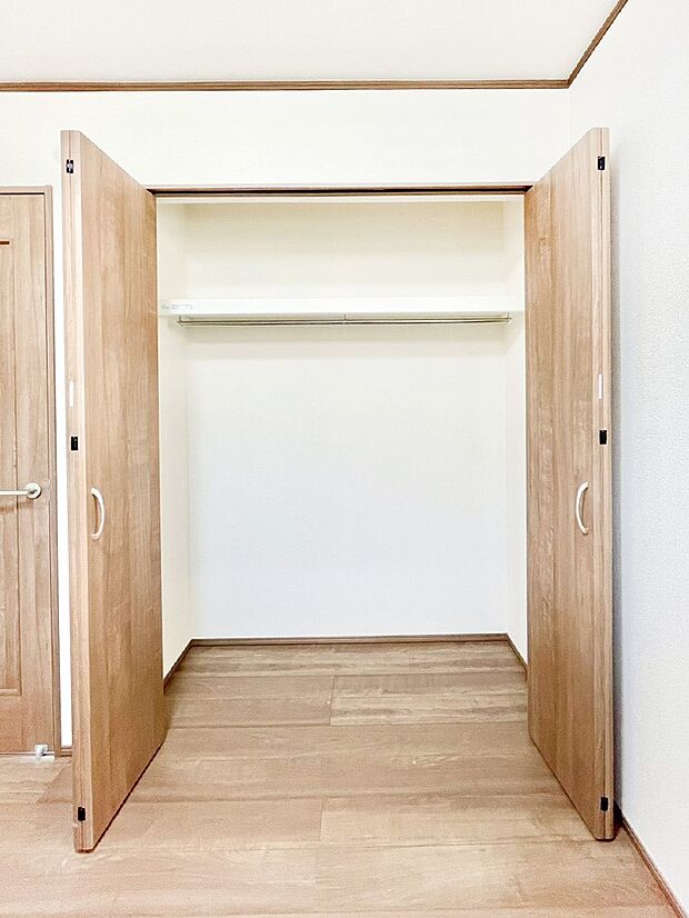 たっぷりの収納スペースで快適に暮らせそう