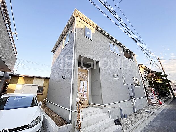 溢れる陽光でご家族の笑顔も輝く