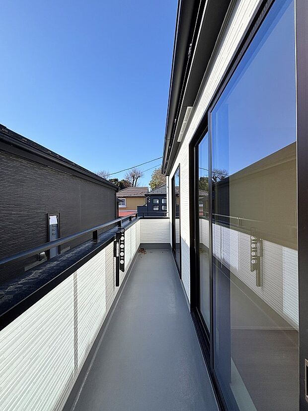 風通しの良いバルコニー